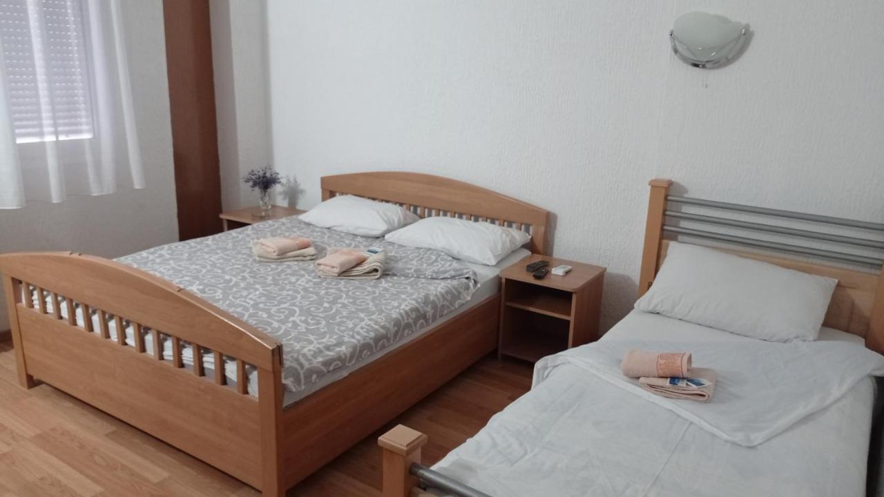 Hotel Konaciste Trstenik 外观 照片