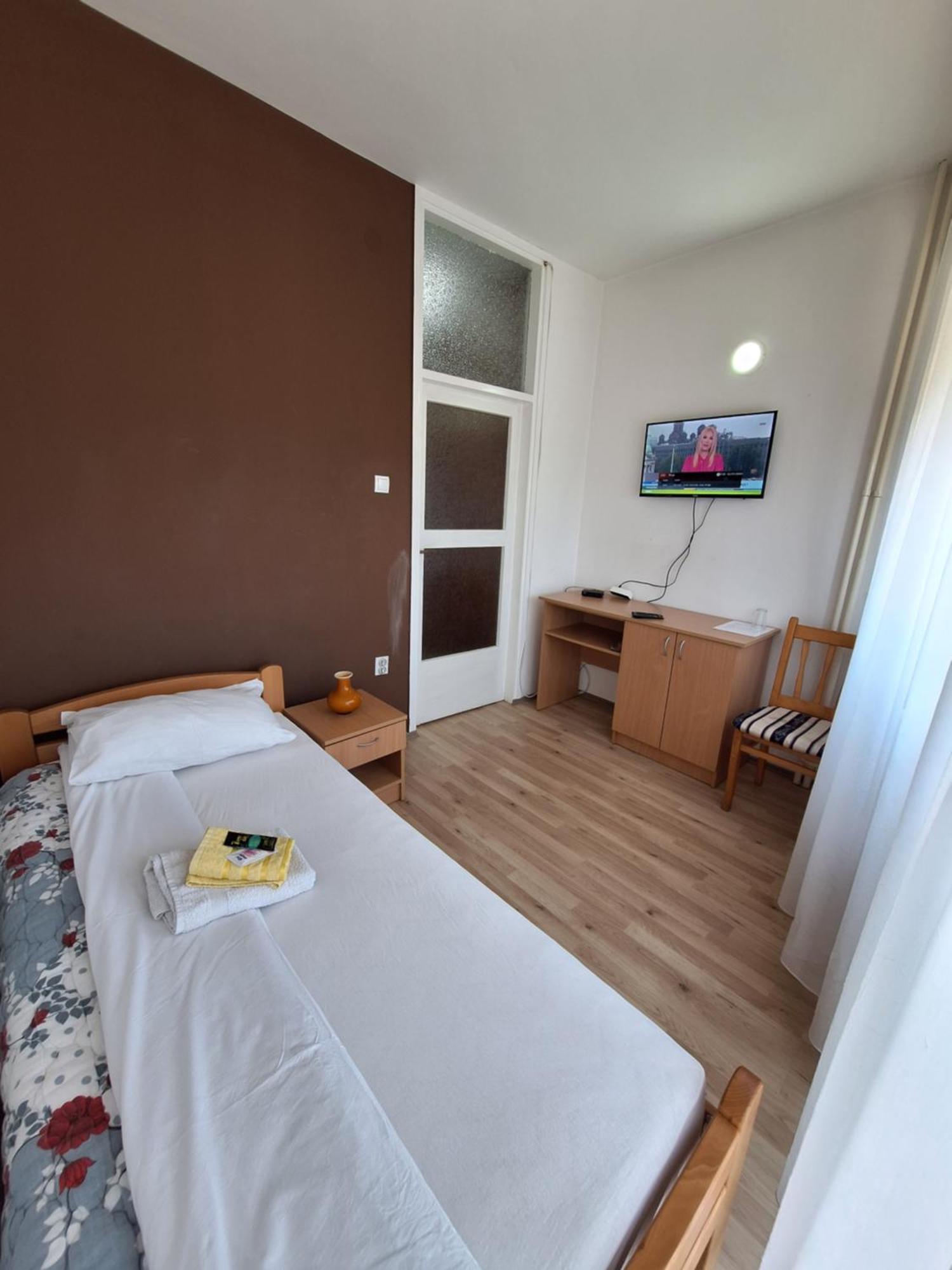 Hotel Konaciste Trstenik 外观 照片