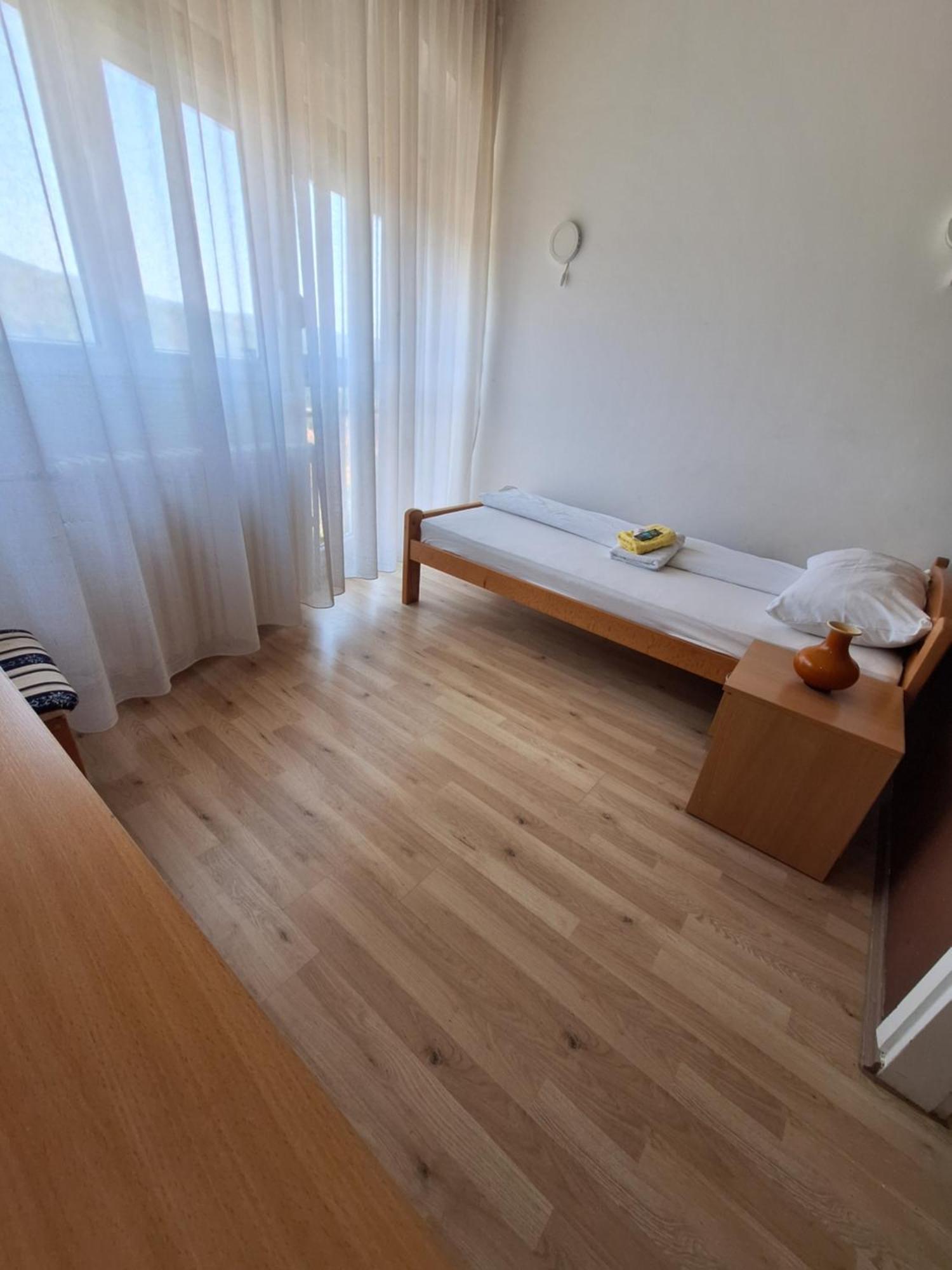 Hotel Konaciste Trstenik 外观 照片